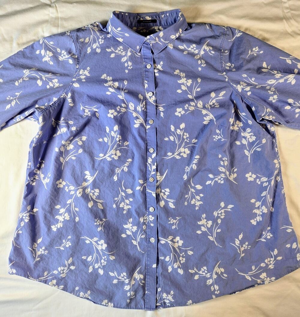Lands End No Iron Supima 100%Cotton Button Down Femme Shirt Size 22W Blue Floral